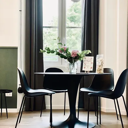 Lägenhet Maderni Loft Como